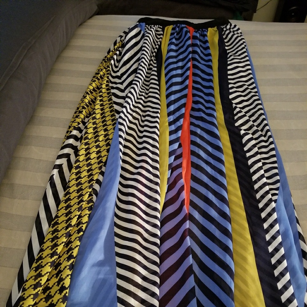Maxi skirt